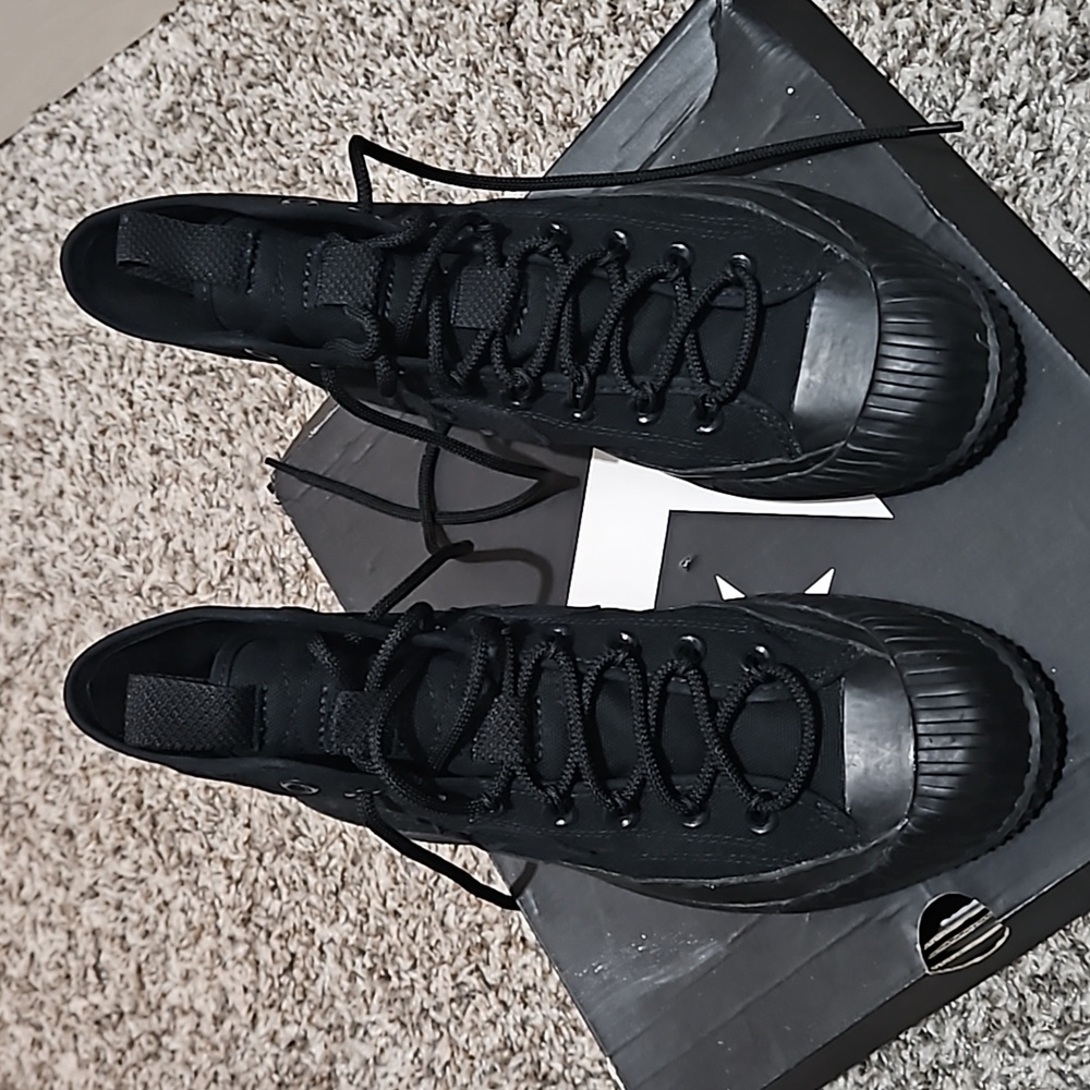 Women's Sneakers
